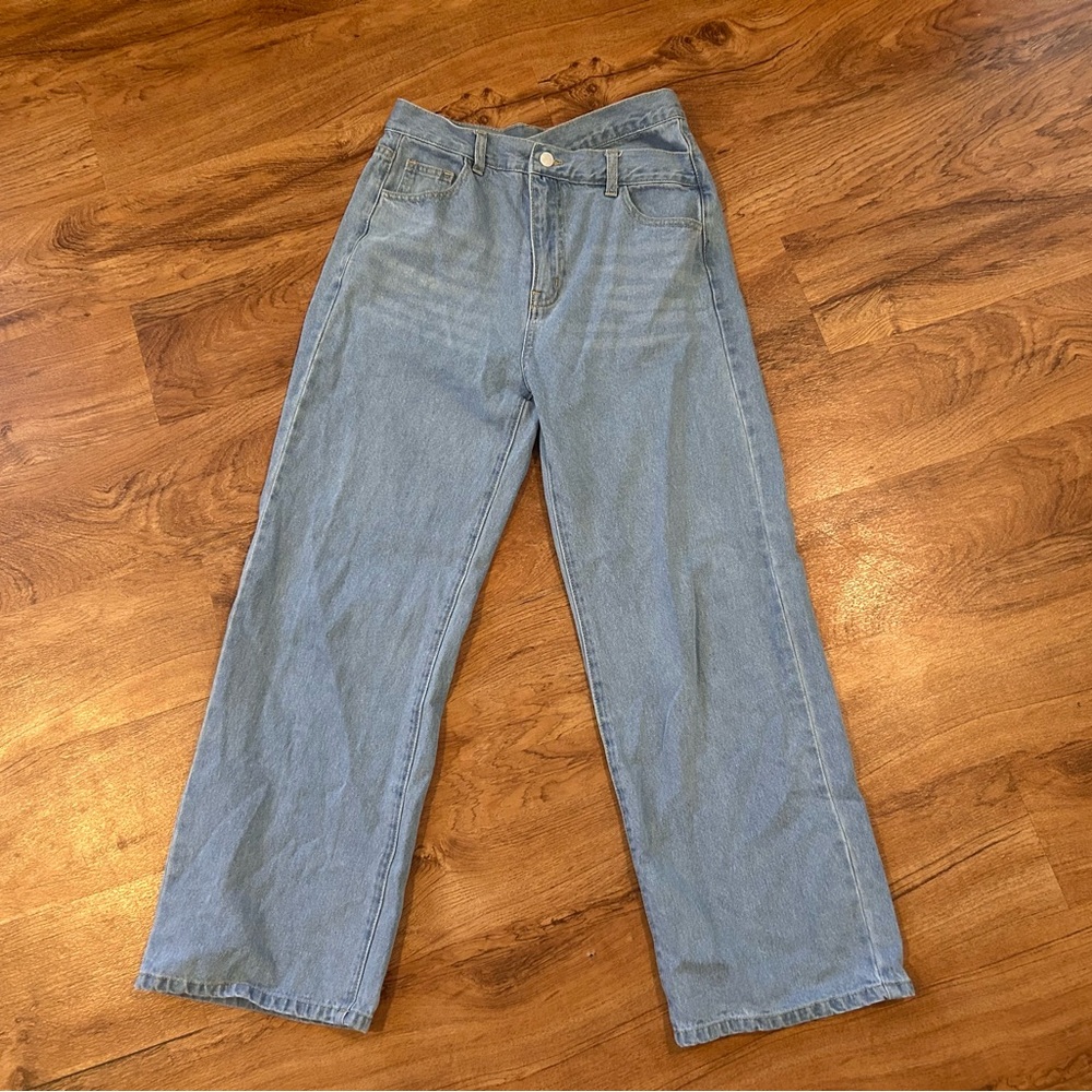 DAZY High Waist Straight Leg Jeans